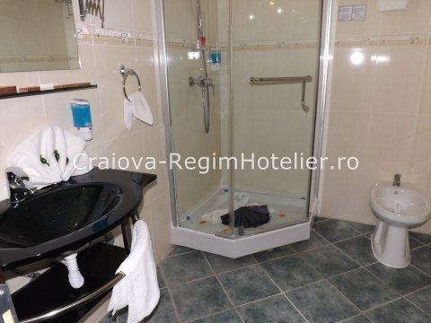 Cazare Hotel Craiova baie proprie
