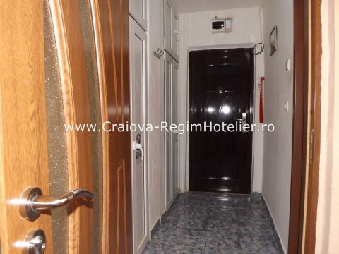 Hol intrare Garsoniera Paris Craiova Regim Hotelier